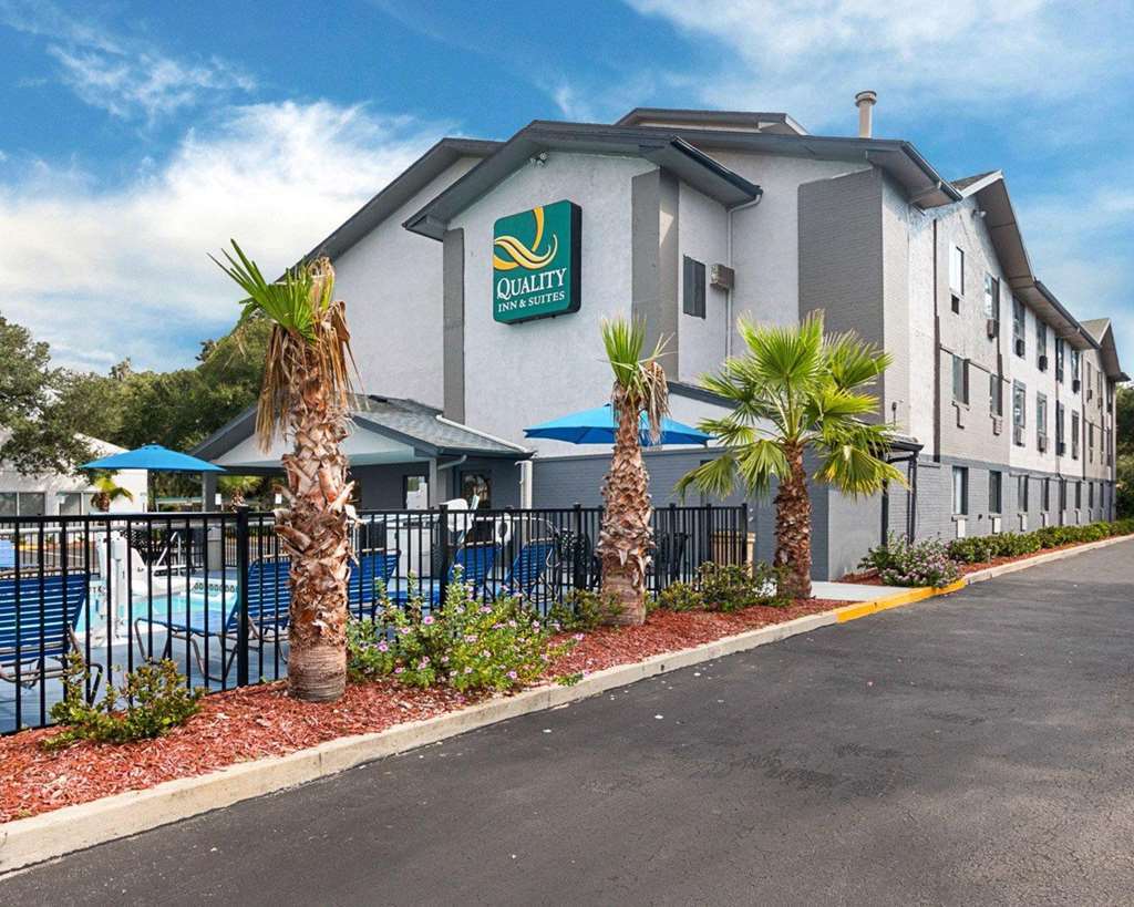 Quality Inn & Suites Leesburg Chain Of Lakes Экстерьер фото
